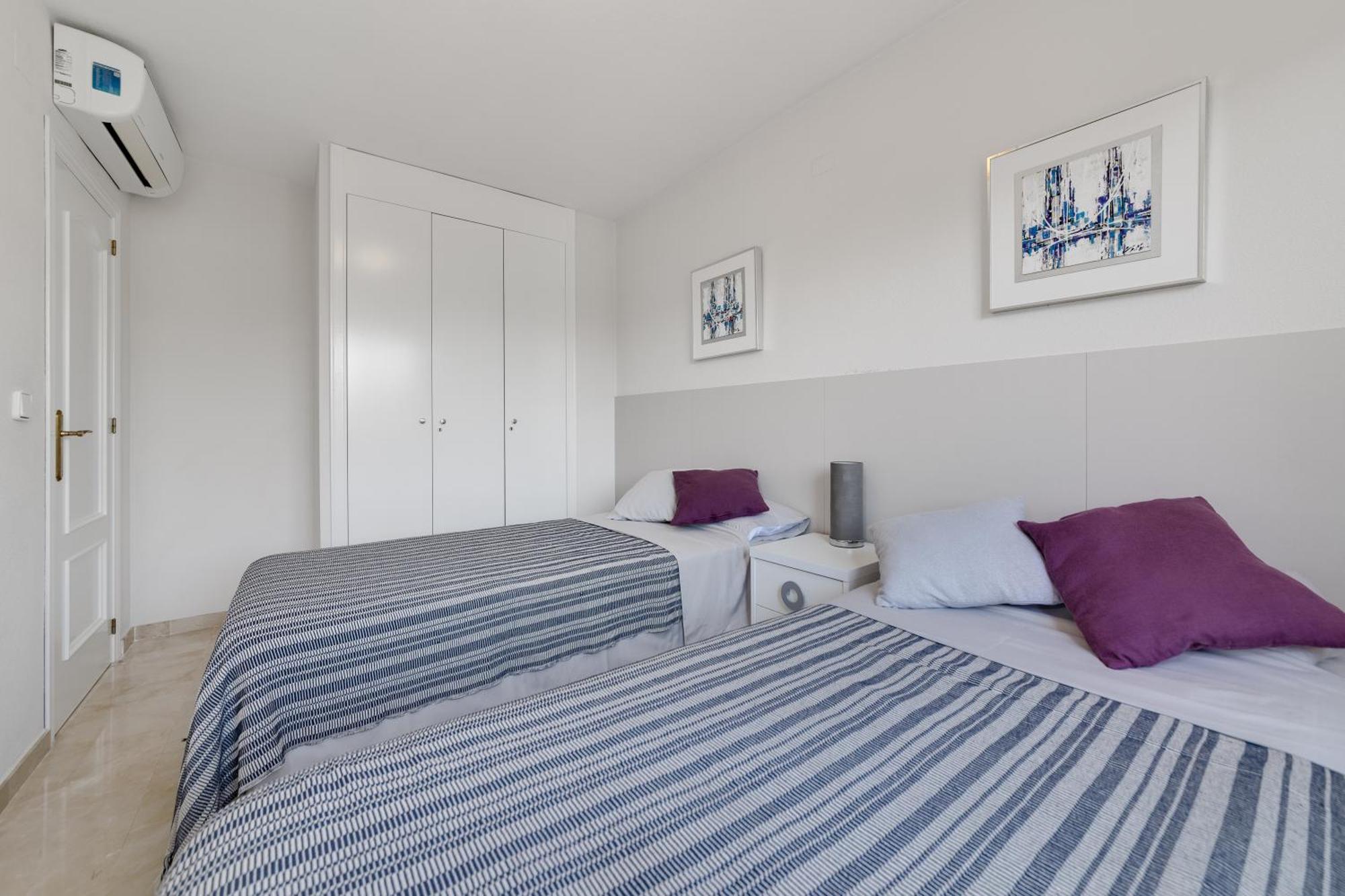 Apartamentos Oasis El Albir Eksteriør bilde